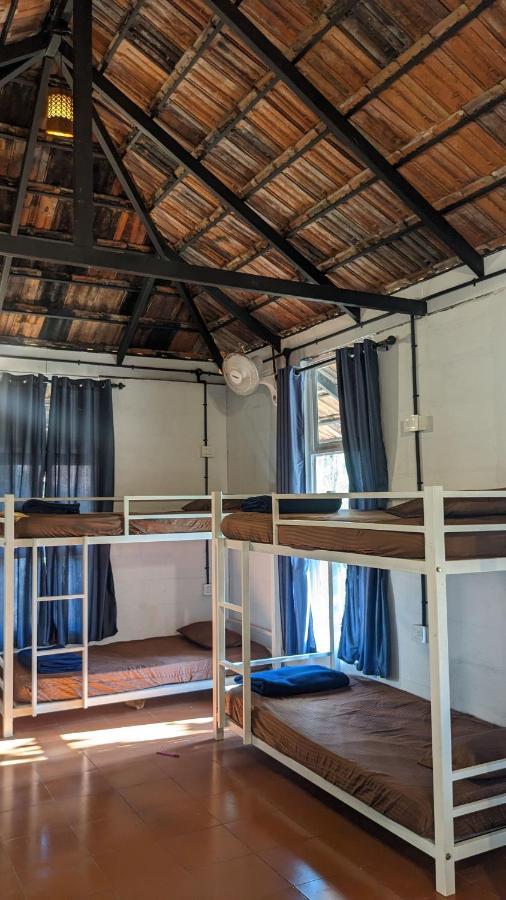 Crossroads Hostel 1957 Kalpatta Dış mekan fotoğraf